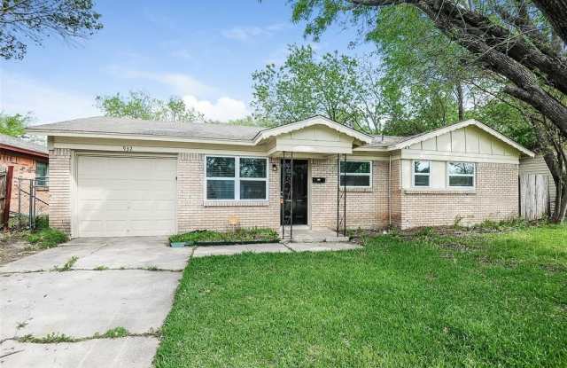 932 Russell Road - 932 Russell Road, Everman, TX 76140