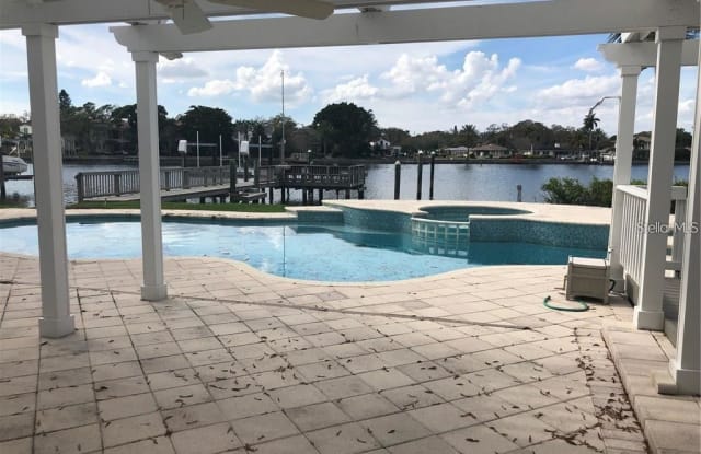 1118 MONTEREY BOULEVARD NE - 1118 Monterey Boulevard Northeast, St. Petersburg, FL 33704