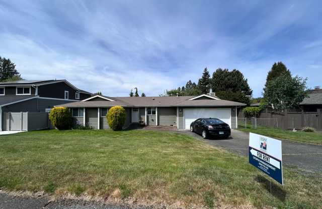 3 Bedroom 2 Bath home in south Bellingham with a 2-car garage photos photos