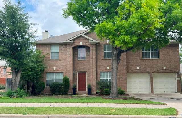 Great 4 bedroom, 2.5 bath available in Mountain Creek subdivision! photos photos