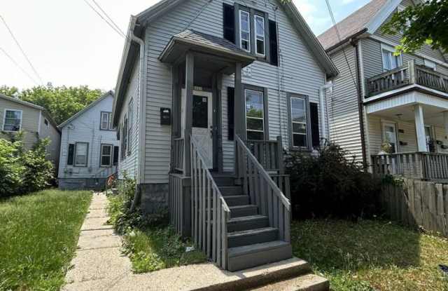 2121 W. Brown Street, Milwaukee - 3 Bedroom House photos photos