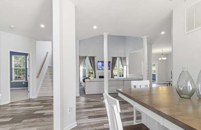 45370 BAREFOOT Drive Gallery 2