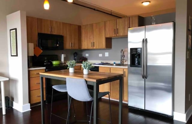 1611 Central Ave Unit 402 - 1611 Central Ave, Charlotte, NC 28205