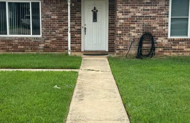 103 Windcrest photos photos