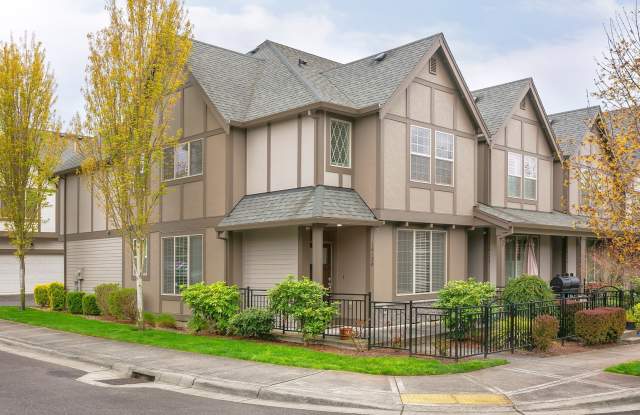 3 Bedroom 2.5 Bathroom Townhome in the Heart of Bethany Village! photos photos