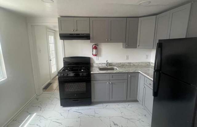 2411 Wayne Avenue - 2411 Wayne Avenue, Camden, NJ 08105