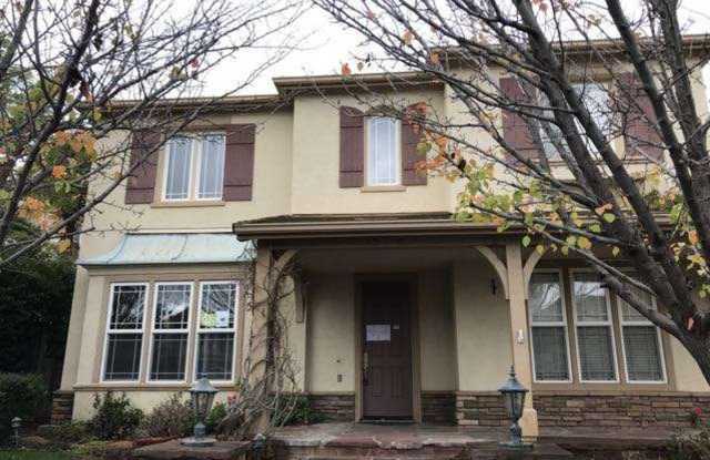 7465 Aberdeen Ct - 7465 Aberdeen Ct, Gilroy, CA 95020