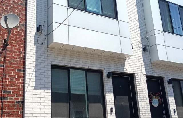 Stunning 4-Bedroom Townhome in Grays Ferry! Available NOW! photos photos