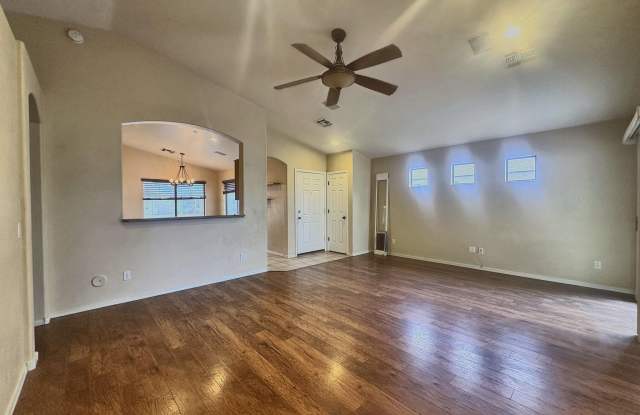 1702 S PINTO Drive Gallery 3