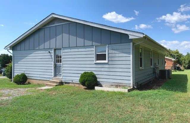 1807 MEADOW Drive Gallery 1