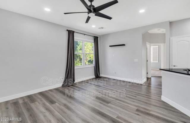 5625 S 21st Pl Gallery 4