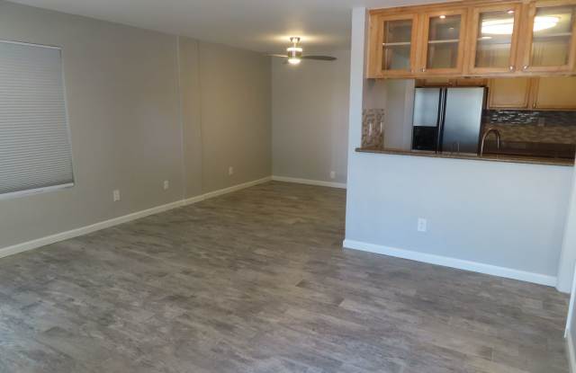 Immaculate one bedroom condo in Mira Mesa / Scripps Ranch Area photos photos