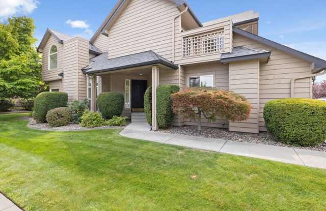 423 Columbia Point Dr photos photos