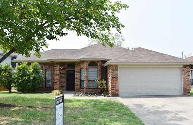 6607 Lakeside Drive - 6607 Lakeside Drive, Lake Worth, TX 76135