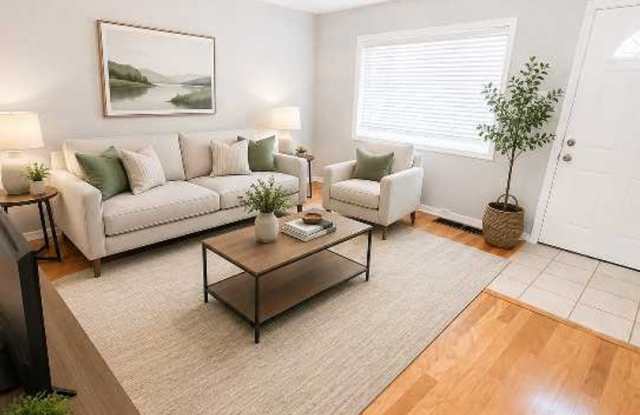 Spacious 2-Bedroom South Side Flats Home – Fenced Yard, Private Patio & Central A/C photos photos