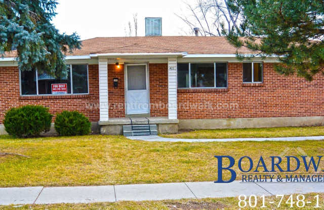 Awesome Sandy 5 Bed 2 Bath House! - 422 East 9120 South, Sandy, UT 84070