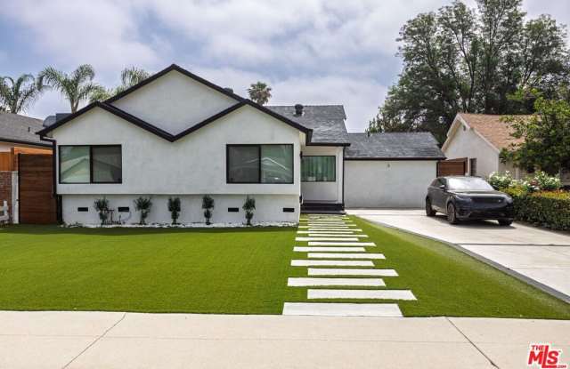 6610 Farralone Ave photos photos