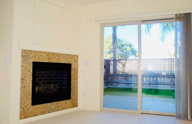 SPACIOUS 3BD/3.5BA TOWNHOUSE IN THE HEART OF PACIFIC BEACH! $5,095/mo! Gallery 4