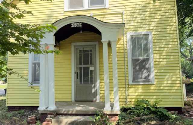 SPACIOUS HOUSE…3 Bedroom 2 Bath photos photos