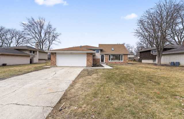 7728 Williams Street photos photos