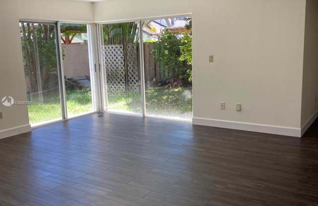 13820 SW 102nd Ter Gallery 3