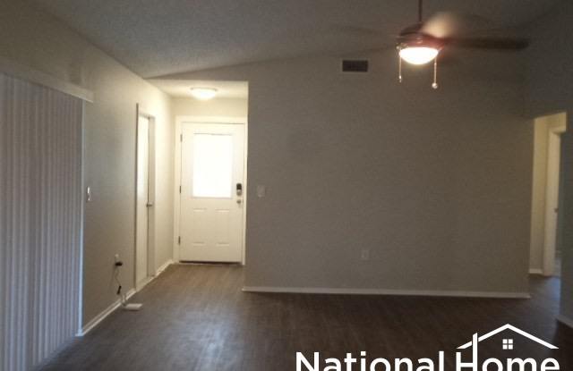 1404 Vinetree Drive Gallery 2