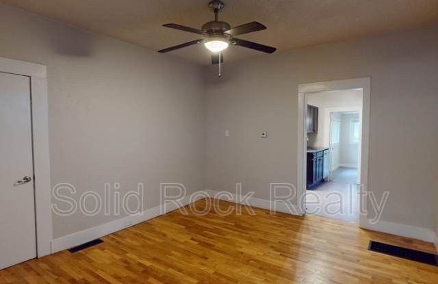 511 East Platte Avenue - 1 Gallery 3