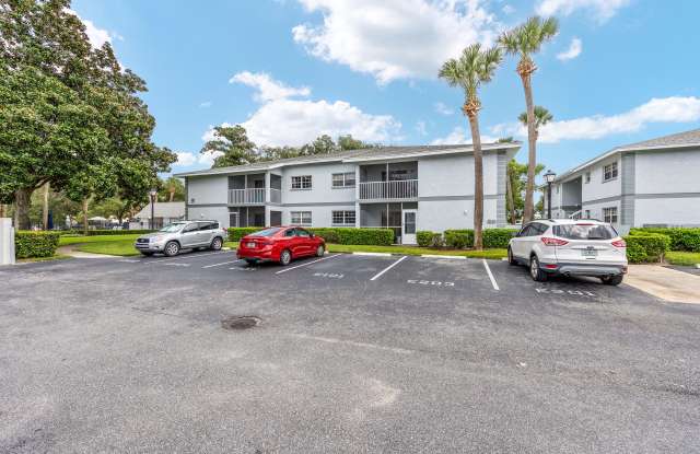 588 Fairways LaneApt E101 Gallery 2