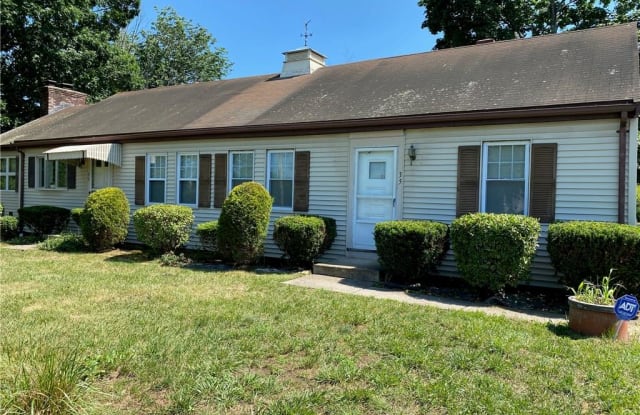 37 Wright Street - 37 Wright Street, Shelton, CT 06484
