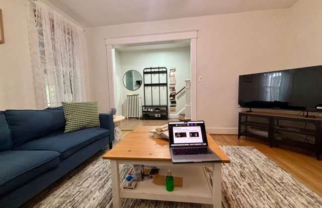 Main Street House in Washington, DC photos photos