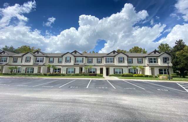 600 Northern Way Building 10 photos photos