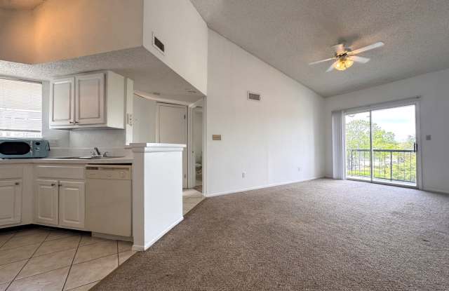 1932 Lake Atriums Circle#73 photos photos