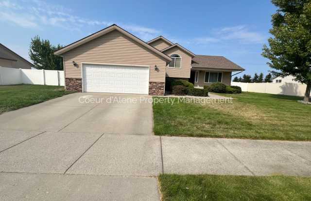 Well Maintained 4 bed house in The Landings photos photos