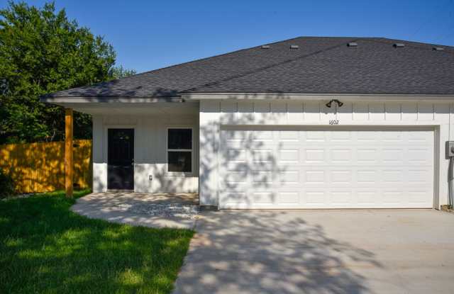 3/2/2 New Build Duplex photos photos