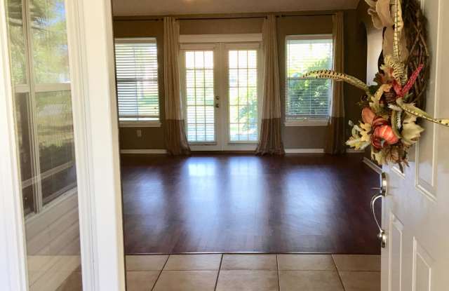 1825 WILLESDON DR W Gallery 2