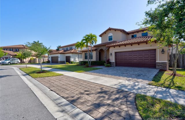 121 SE 35 - 121 Southeast 35th Avenue, Homestead, FL 33033