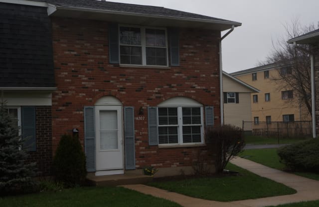 1707 McKool Avenue - 1707 Mc Kool Avenue, Streamwood, IL 60107