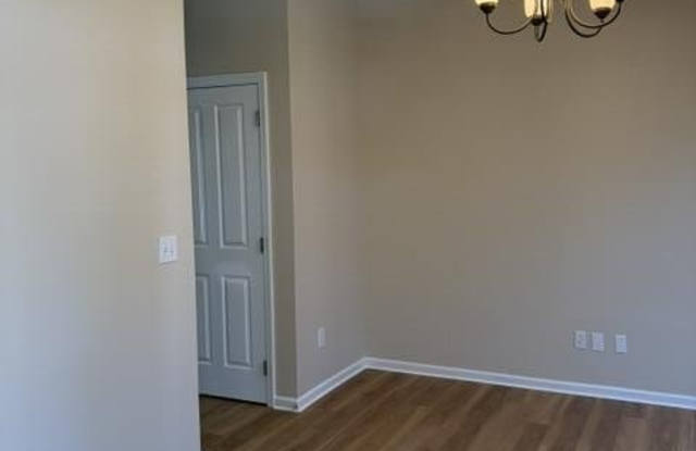 109 Foxglove Avenue Gallery 3