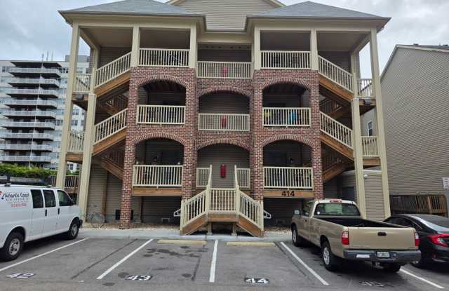 Charming Life at Lafayette Coves Condos! photos photos