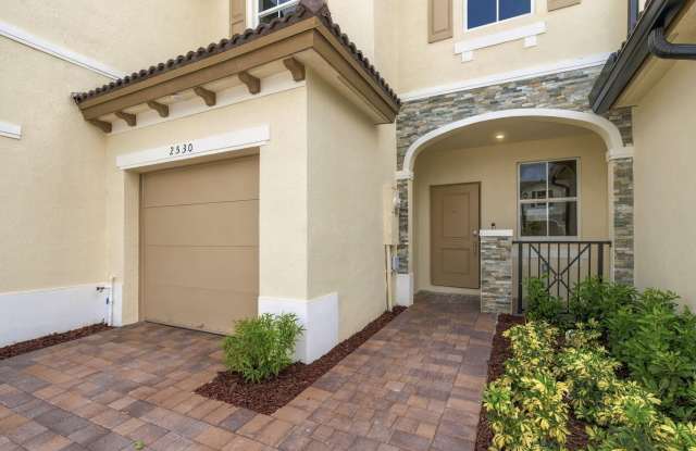 2530 SE 25 Drive Gallery 2