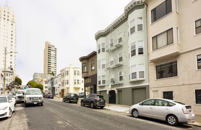 1720 Leavenworth Street Gallery 4