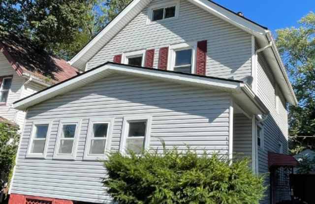 SECTION 8 and EDEN Accepted!! Exciting Opportunity to Live in a Newly Renovated 3 br Home! photos photos