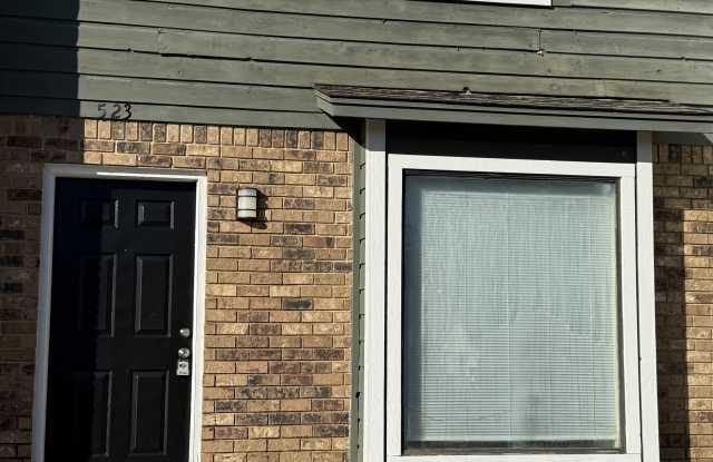 523 Champion Place photos photos