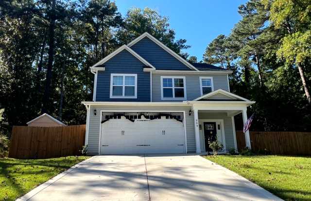 809 Shadowlawn ~ Edenroc - 809 Shadowlawn Drive, Fayetteville, NC 28303
