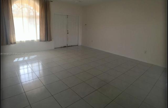 16131 SW 151st Ter Gallery 3