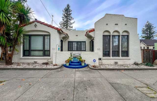 Classic Downtown Napa Duplex with Modern Upgrades and Across from Fuller Park photos photos