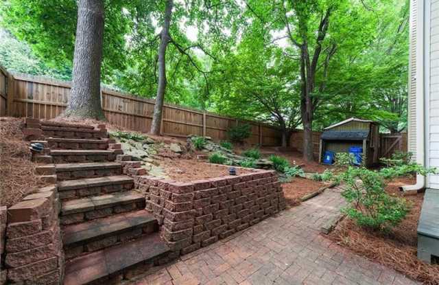 700 Twin Brooks Court SE Gallery 3