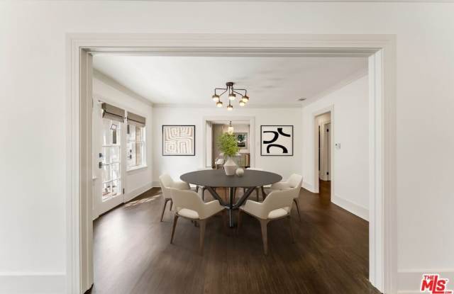 1919 N Catalina St Gallery 3