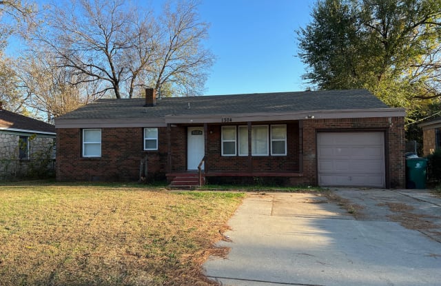 1304 Campbell Road - 1304 Campbell Road, Oklahoma City, OK 73111