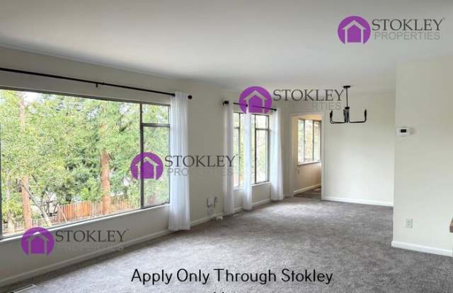 1067 Ridge Park Drive Gallery 3